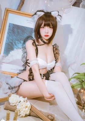 亚洲一卡二卡在线观看