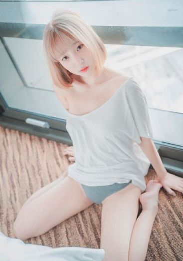 九号囚室的女人
