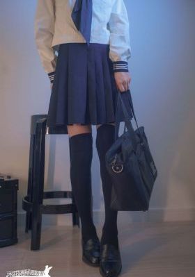 女儿的朋友中字